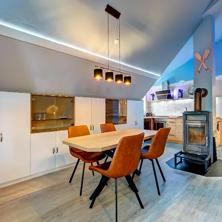Duenenhaeuser Unserusedomde Ca80qm Mit Privater Sauna Und Kamin Parkplatz Direkt Am 8i3 公寓 于克里茨
